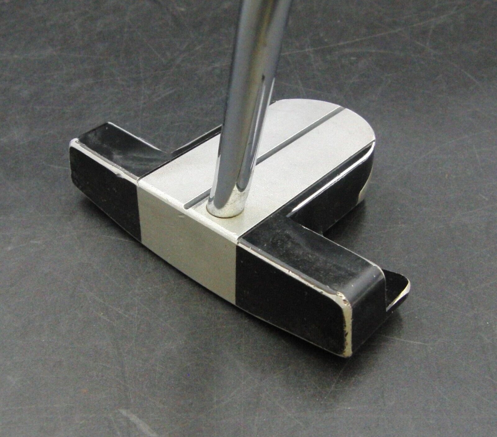 Never Compromise Voodoo Centre Shafted Putter 88cm Steel Shaft Super Stroke Grip 8 Never Compromise Voodoo Centre Shafted Putter 88cm Steel Shaft Super Stroke Grip - Image 6