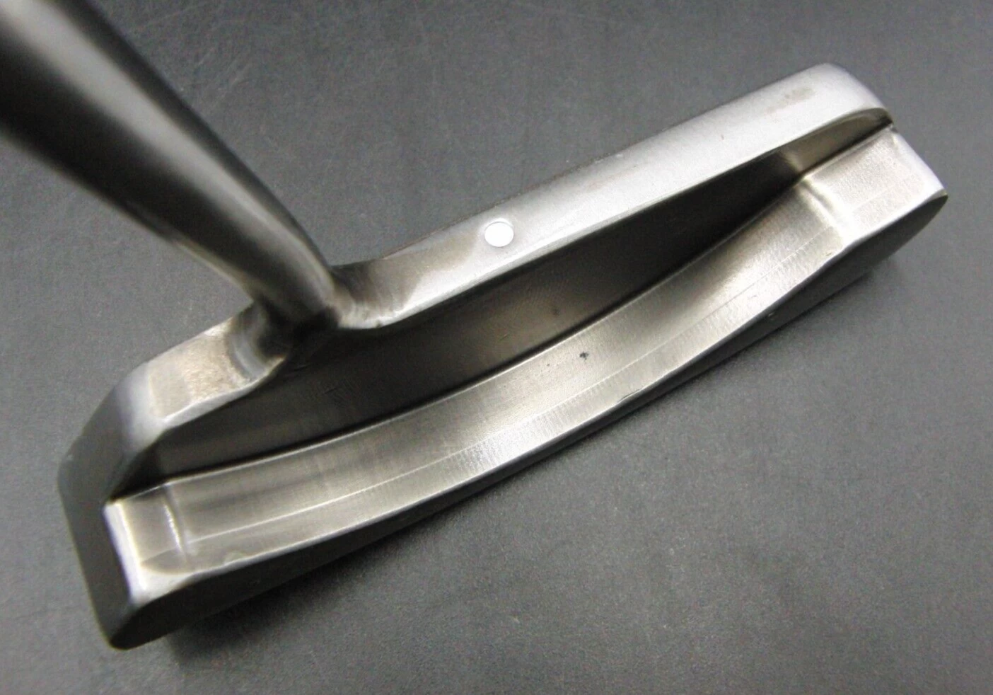 Cleveland Classic KG 9 Milled Putter 88cm Length Steel Shaft Super Stroke Grip 9 Cleveland Classic KG 9 Milled Putter 88cm Length Steel Shaft Super Stroke Grip - Image 7