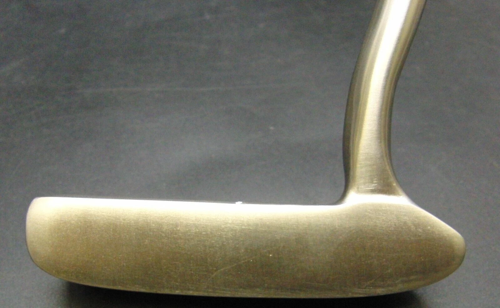 Refurbished Arnold Palmer Napa Putter Steel Shaft 86cm Length Grip Rite Grip 6 Refurbished Arnold Palmer Napa Putter Steel Shaft 86cm Length Grip Rite Grip - Image 4