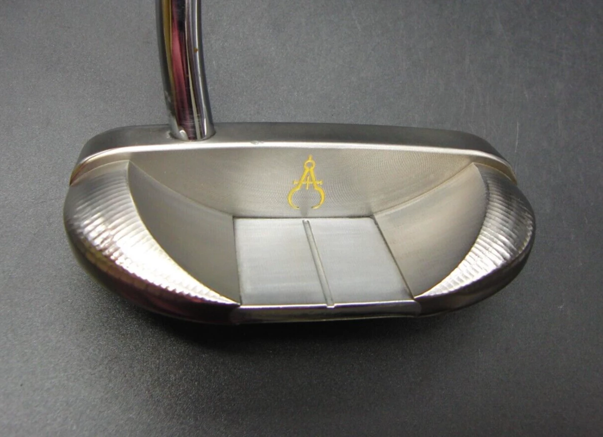 Gauge Design David Whitlam Putter Steel Shaft 89cm Length Iguana Grip 5 Gauge Design David Whitlam Putter Steel Shaft 89cm Length Iguana Grip - Image 3