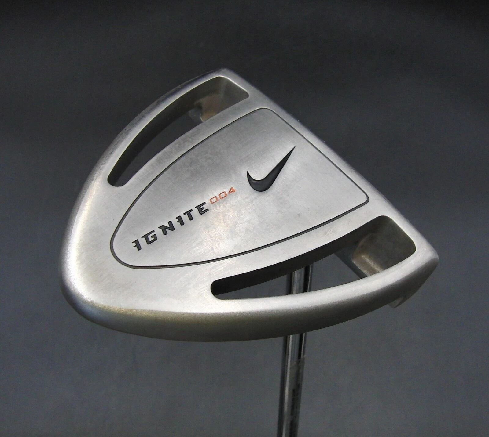 Nike IGNITE 004 Putter 84.5cm Playing Length Steel Shaft Iguana Golf Grip 10 Nike IGNITE 004 Putter 84.5cm Playing Length Steel Shaft Iguana Golf Grip - Image 8