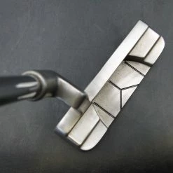 Refurbished Nike EverClear E11 Putter Steel Shaft 86.5cm Length Iguana Golf Grip -MACTEC Golf Shop 32 3d7c34a7 f44a 4a35 9789 c69189fd0bd9