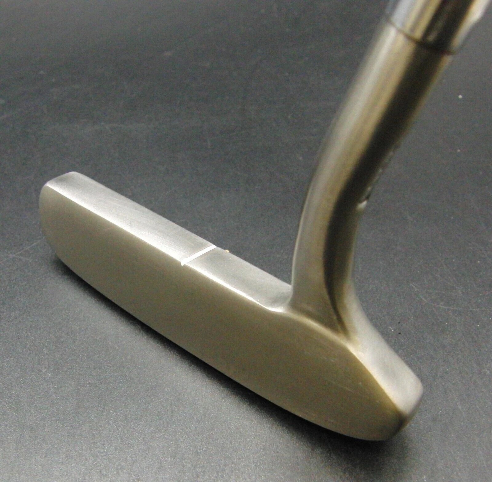 Refurbished Arnold Palmer Napa Putter Steel Shaft 86cm Length Grip Rite Grip 4 Refurbished Arnold Palmer Napa Putter Steel Shaft 86cm Length Grip Rite Grip - Image 2