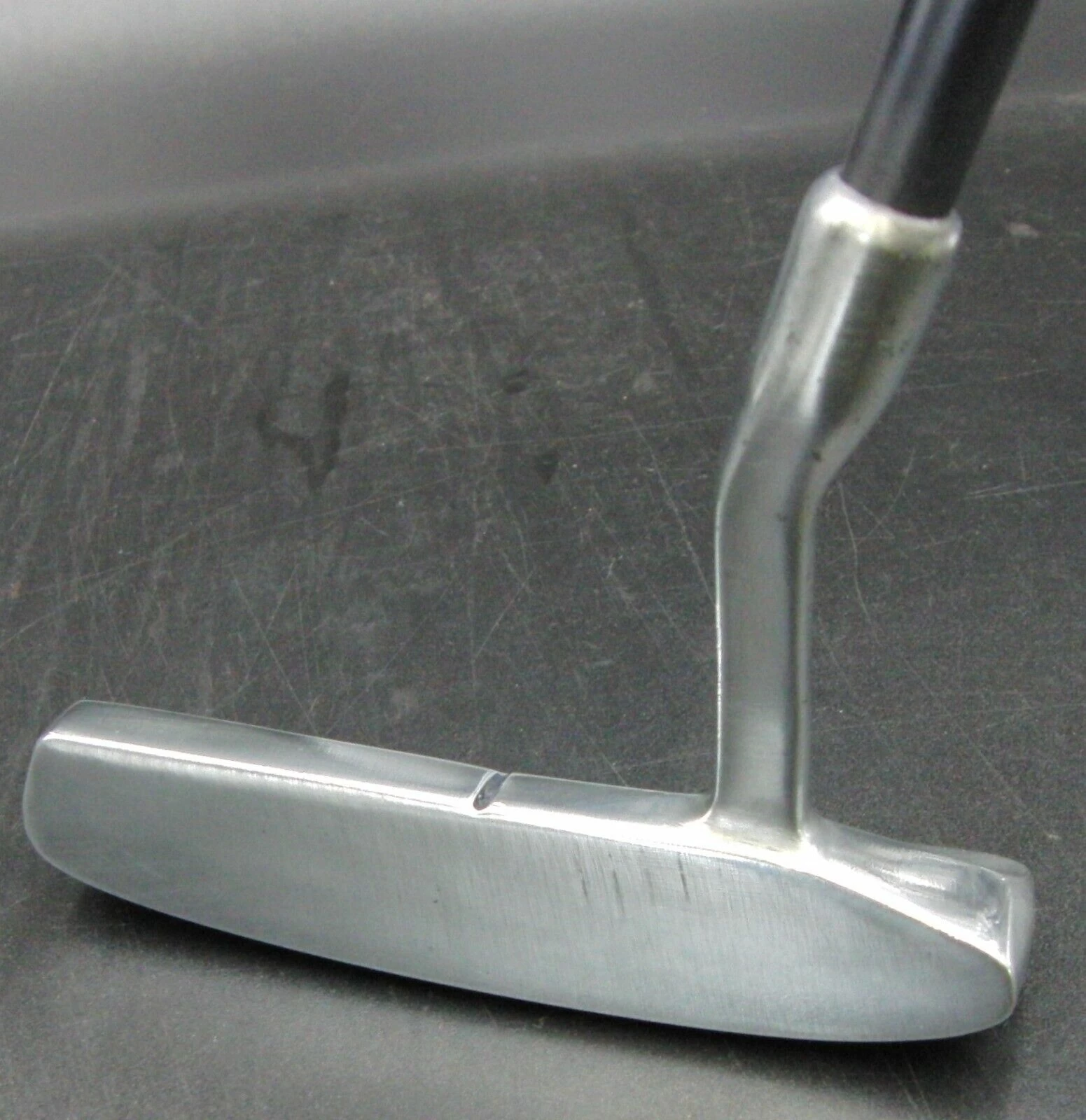 Mizuno Efil For Stylish Golf Putter Graphite Shaft 86cm Long Black Grip 7 Mizuno Efil For Stylish Golf Putter Graphite Shaft 86cm Long Black Grip - Image 5