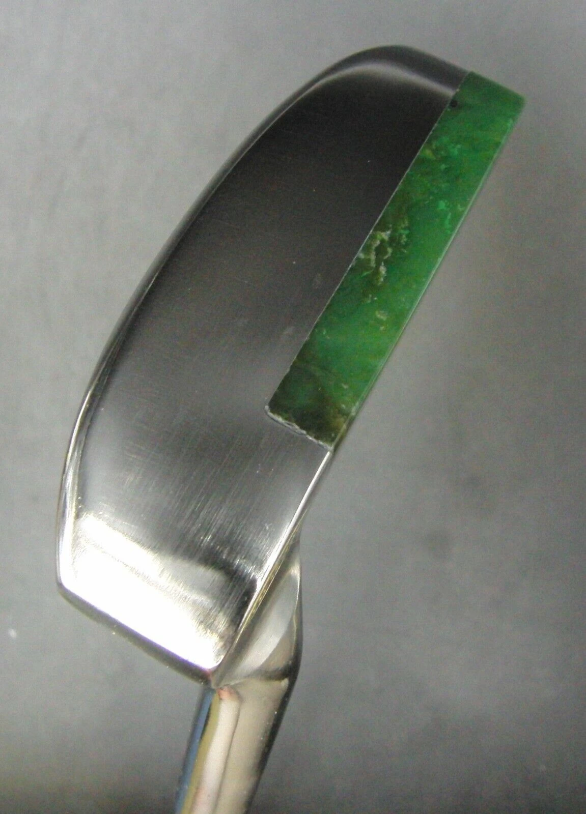 Hennis REAL Jade Putter 87cm Playing Length Graphite Shaft Hennis Grip 7 Hennis REAL Jade Putter 87cm Playing Length Graphite Shaft Hennis Grip - Image 5