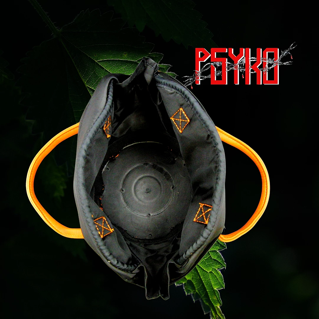 Luxury PSYKO GOLF Crocodile Embroidered PU Leather Practice Ball Carrying Bag 6 Luxury PSYKO GOLF Crocodile Embroidered PU Leather Practice Ball Carrying Bag - Image 4