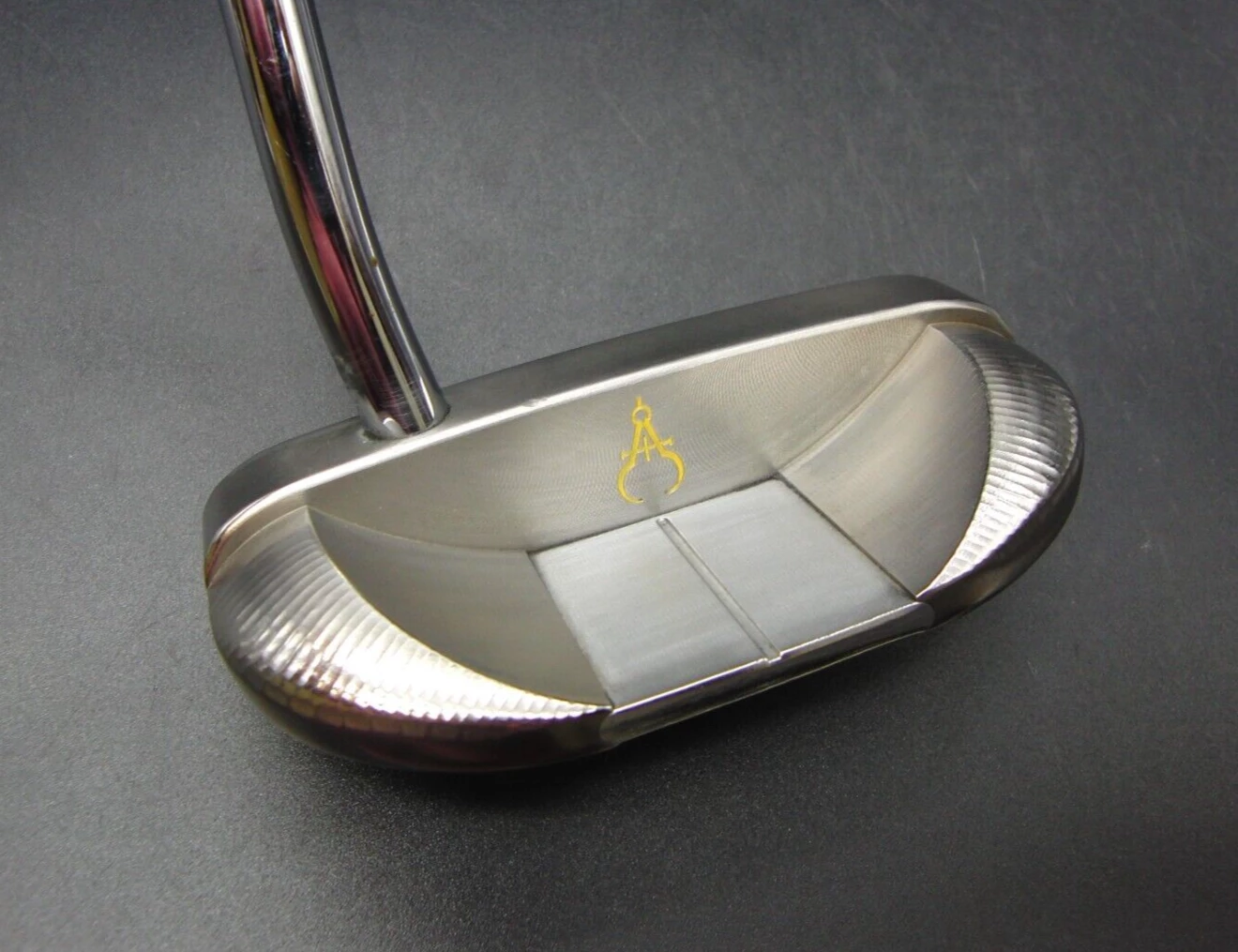 Gauge Design David Whitlam Putter Steel Shaft 89cm Length Iguana Grip 7 Gauge Design David Whitlam Putter Steel Shaft 89cm Length Iguana Grip - Image 5