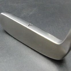Vintage 505 Tommy Armour Super Scot Putter 87cm Graphite Shaft T/Armour Grip 14 Vintage 505 Tommy Armour Super Scot Putter 87cm Graphite Shaft T/Armour Grip -MACTEC Golf Shop 32 a9628d73 e538 485a 9904 b9a9366013ff
