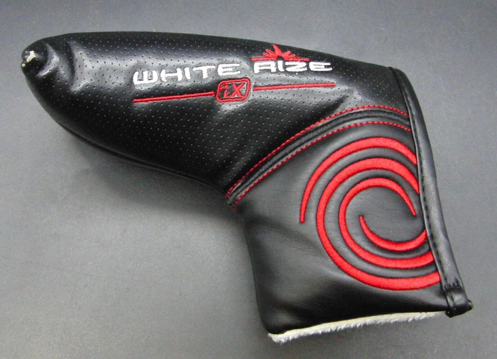 Odyssey White Rize IX Putter Head Cover 3 Odyssey White Rize IX Putter Head Cover