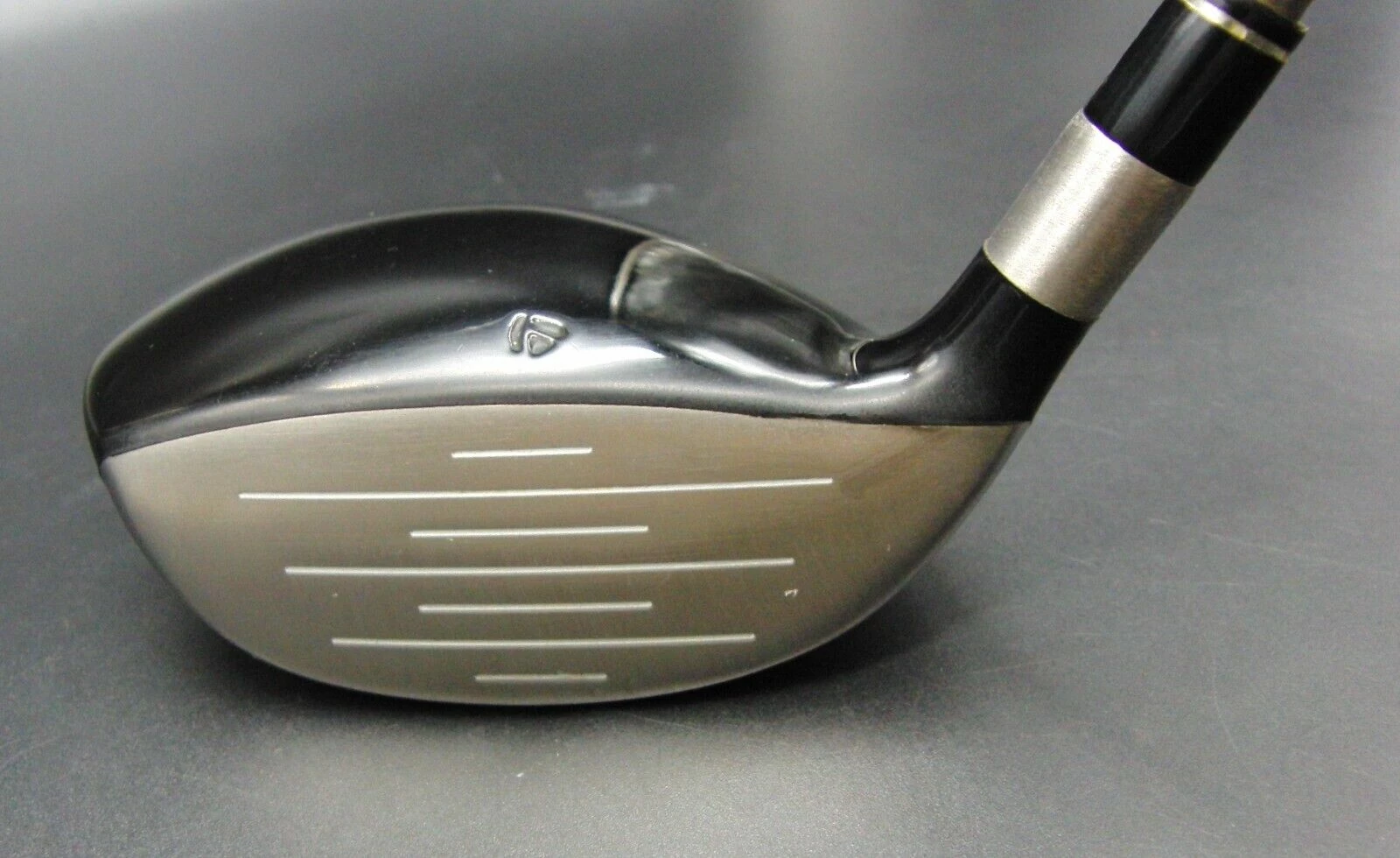 Taylormade XR R7 3 Wood Stiff Graphite Shaft Iomic Grip 4 Taylormade XR R7 3 Wood Stiff Graphite Shaft Iomic Grip - Image 2