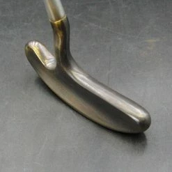 Blackened Acushnet Bulls Eye Flange Putter 89cm Graphite Shaft Acushnet Grip -MACTEC Golf Shop 32 ce439420 930b 47d6 b6ec 75857d49f12b