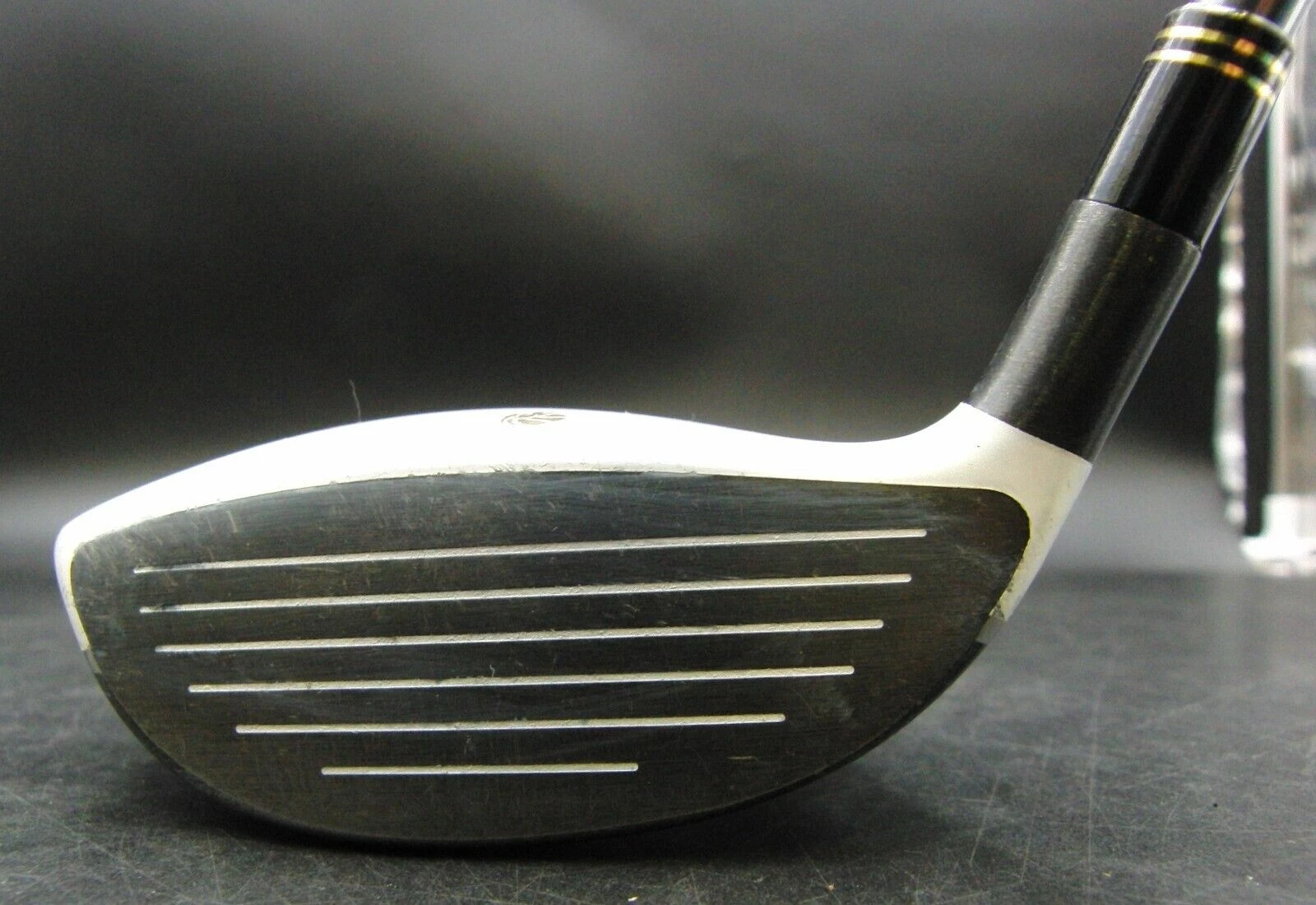 Taylormade Gloire 3 Wood Regular Graphite Shaft Taylormade Grip 4 Taylormade Gloire 3 Wood Regular Graphite Shaft Taylormade Grip - Image 2