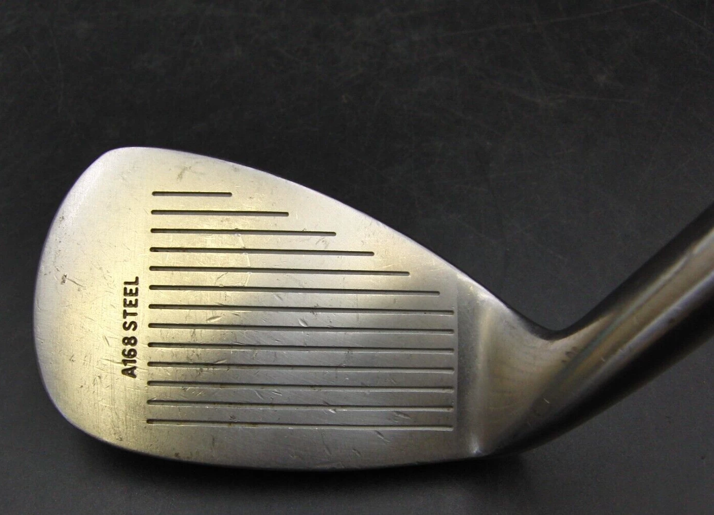 MacGregor Mactec Gap A Wedge Regular Graphite Shaft Iomic Grip 4 MacGregor Mactec Gap A Wedge Regular Graphite Shaft Iomic Grip - Image 2