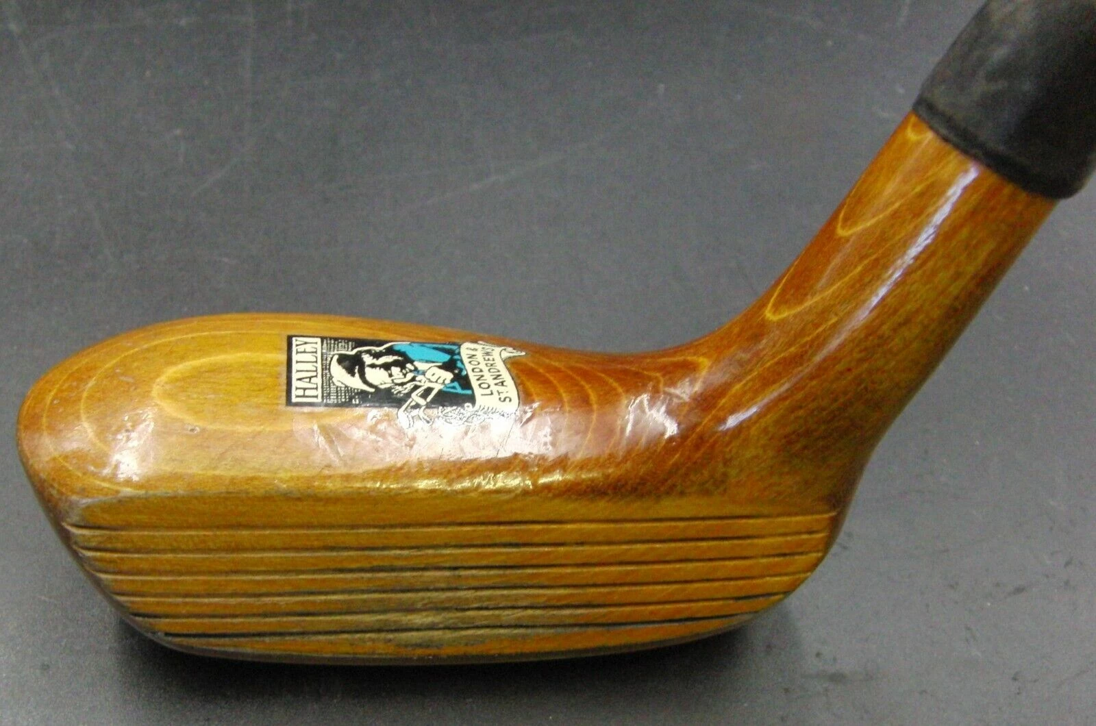 Vintage St Andrews MK VII Halley Putter Wood Shaft 90cm Long 4 Vintage St Andrews MK VII Halley Putter Wood Shaft 90cm Long - Image 2