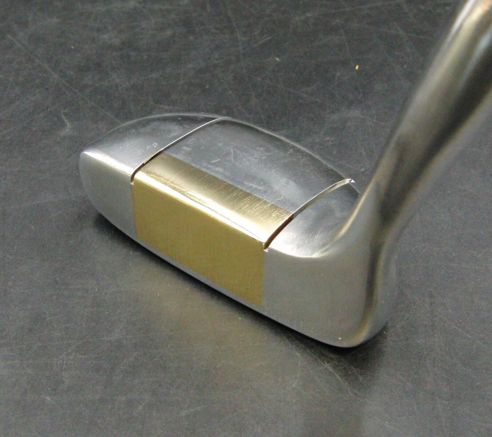 Refurbished Vintage Axaline 2D301 Putter 86.5cm Playing Length Steel Shaft 8 Refurbished Vintage Axaline 2D301 Putter 86.5cm Playing Length Steel Shaft - Image 6