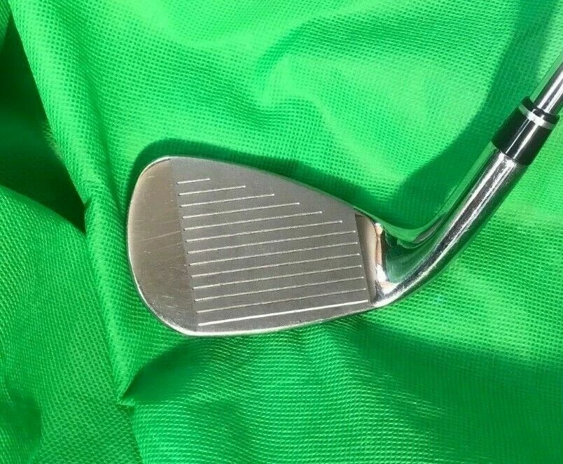 Lincs_golf Wilson D9 Gap Wedge Regular Steel Shaft Wilson Grip 4 Lincs_golf Wilson D9 Gap Wedge Regular Steel Shaft Wilson Grip - Image 2
