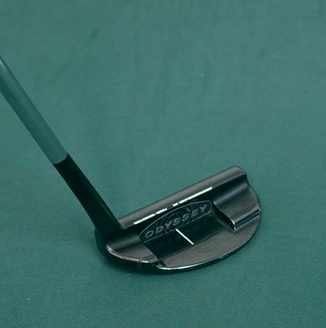 Lincs_golf Odyssey Black Series IX 9 Putter + Head Cover 7 Lincs_golf Odyssey Black Series IX 9 Putter + Head Cover - Image 5