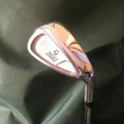 Lincs_golf TaylorMade 300 Series Gap A Wedge Regular Steel Shaft TaylorMade Grip